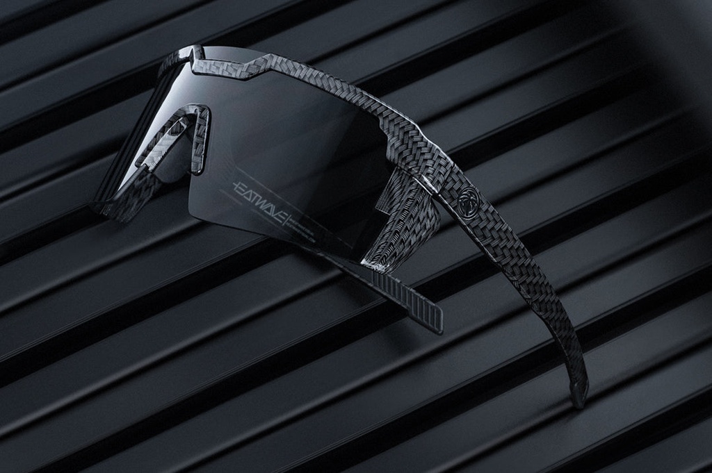 carbon_fiber_04.jpg