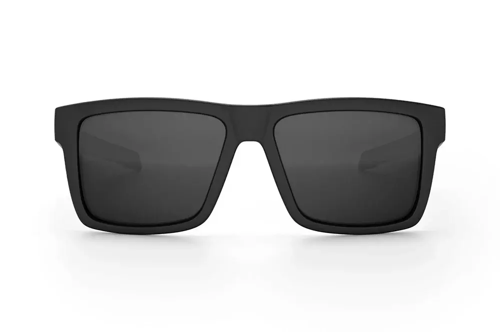 Vise_Perf-Black_Matte-Black-Front.webp