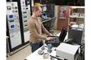 Fluke 3130-G2M Portable Pressure Calibra — gallery