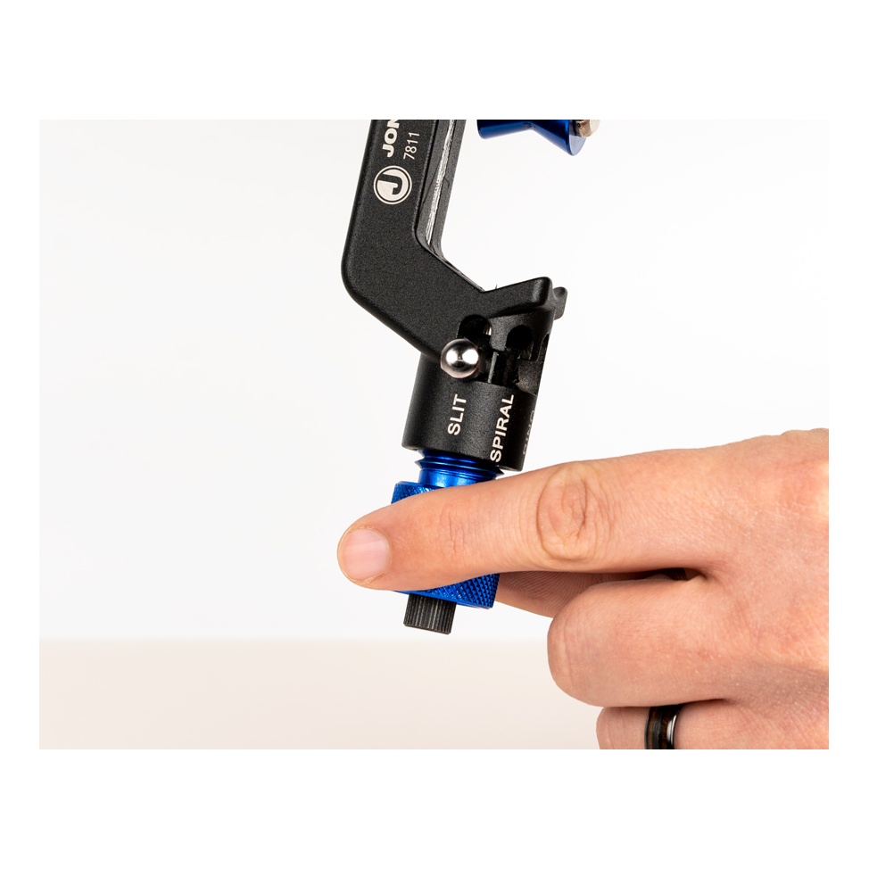Jonard Tools AST-210 CableSaber+ Armored Mid-Span Cable Slit & Ring Tool (4 - 30 mm) – product view 3