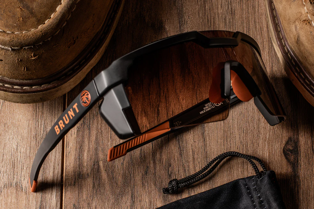 Future Tech Sunglasses: Brunt Brown Gradient Z87+ 