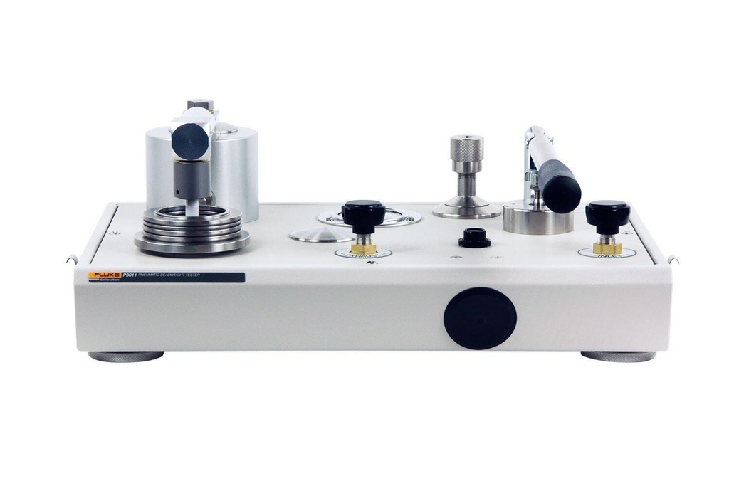 Fluke Calibration P3025-KPA-P Pneumatic Deadweight Tester — Dual vacuum/pressure, 20 to 3,500 kPa / 3 to 100 kPa vacuum, with built-in hand pump