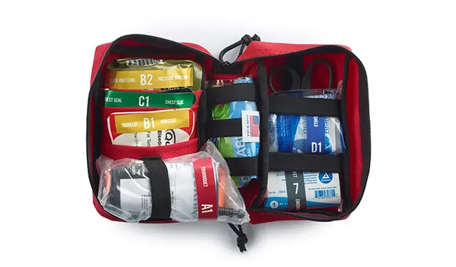 Zoll MOBILIZE RESCUE SYSTEMS, UTILITY, Compact First Aid Trauma Kit